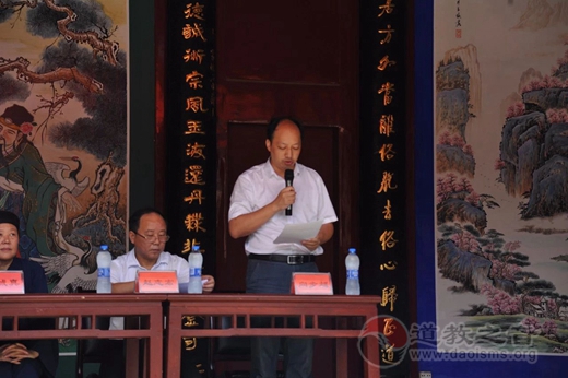 冠巾活动