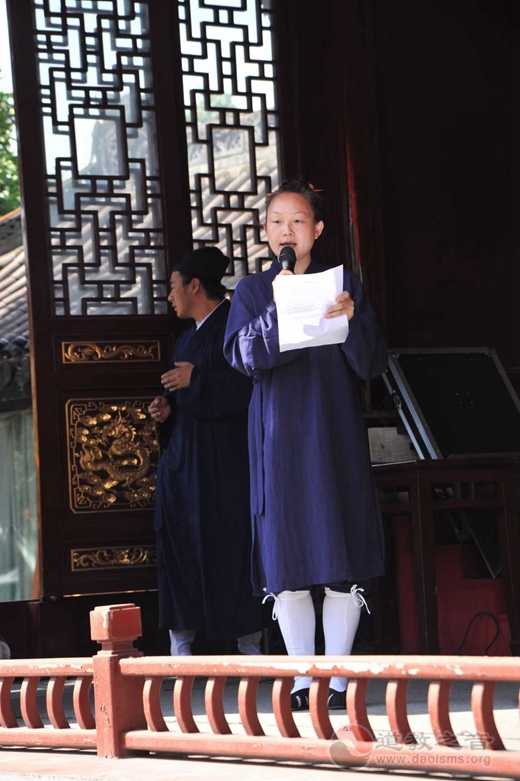 冠巾活动