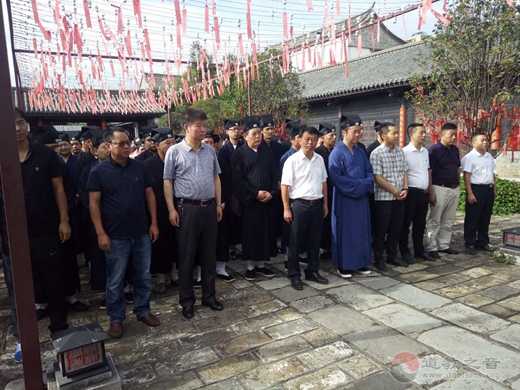 云南省道教协会在建水开展爱国主义教育暨宗教政策法规学习及爱心助学活动