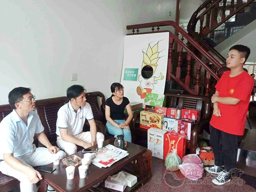 虹桥镇政府慰问浙江东方职业技术学院科普反邪实践队
