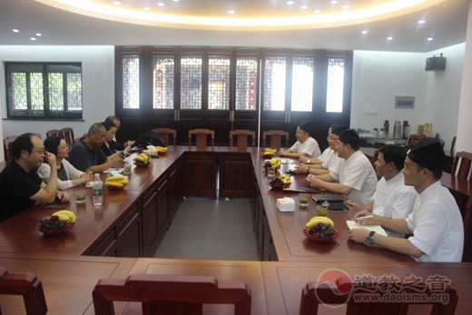 中国社会科学院就“道教中国化的路径”课题到苏州玄妙观专项调研