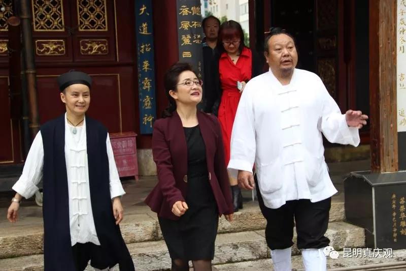 昆明杨皕部长“中秋、国庆” 走访、看望宗教界人士