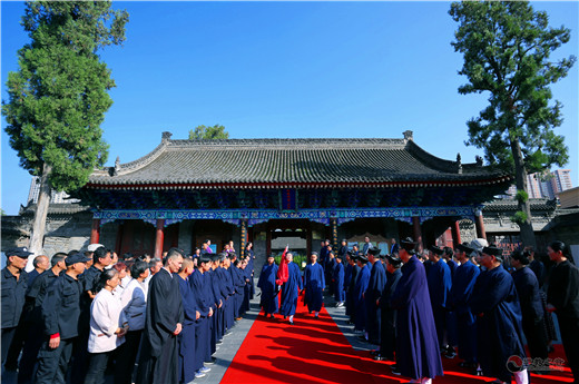 西安八仙宫隆重举行迎国庆升国旗仪式
