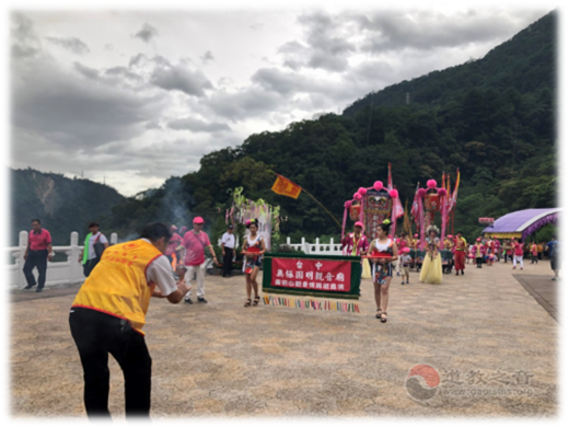 迎神接驾