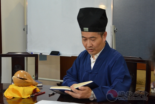 上海白云观第二期皈依弟子“诵经班”正式开班