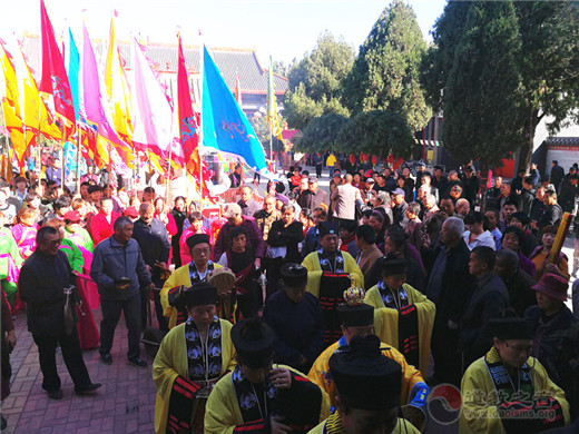 山东省临清市泰山行宫碧霞元君祠隆重举行泰山圣母祈福庙会