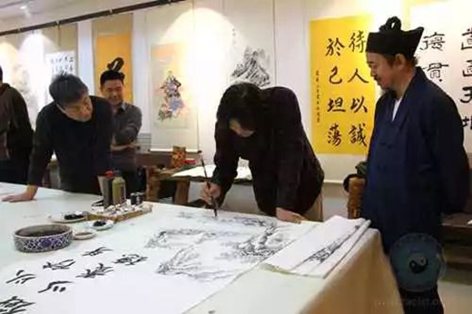 丹青溢彩 翰墨飘香——中国道教协会道家书画院举办书画笔