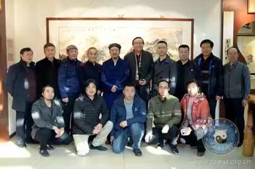 丹青溢彩 翰墨飘香——中国道教协会道家书画院举办书画笔