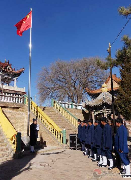 陕西榆阳保宁堡庙和圣母庙举行升国旗仪式暨“四进”道观活动