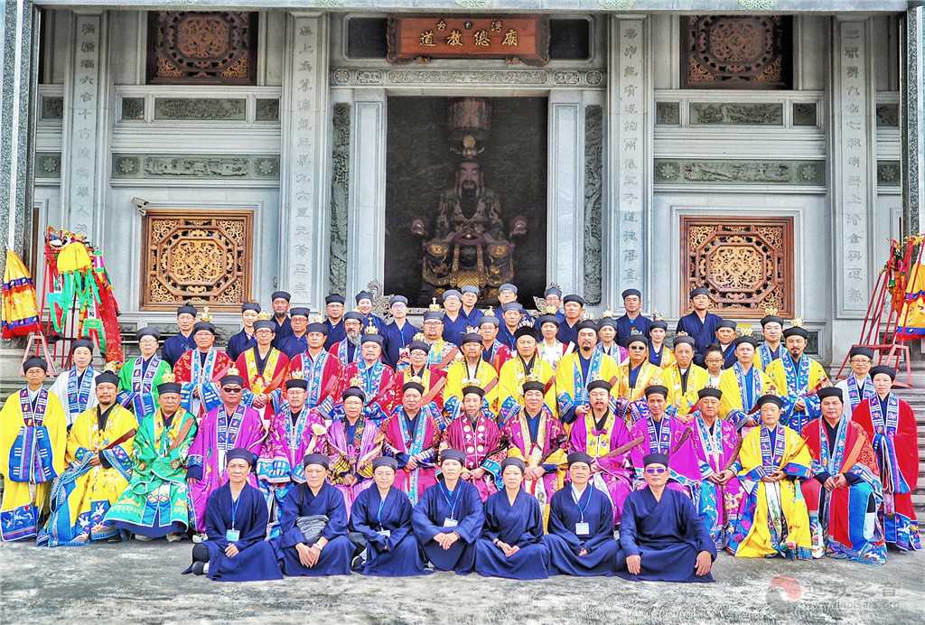 台湾全真秘庭举行首届龙门暗派高功拨职秘典