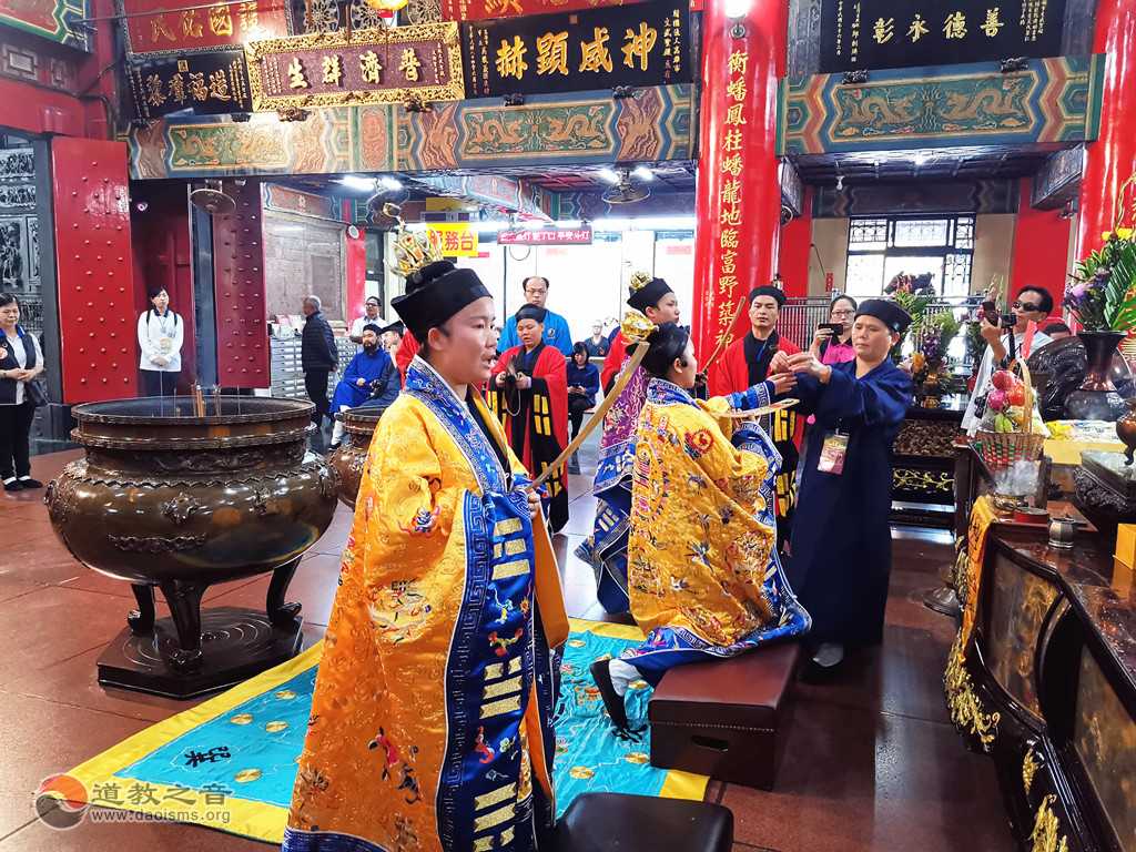 十山五岳六十宫观神尊巡台圣驾再临高雄市
