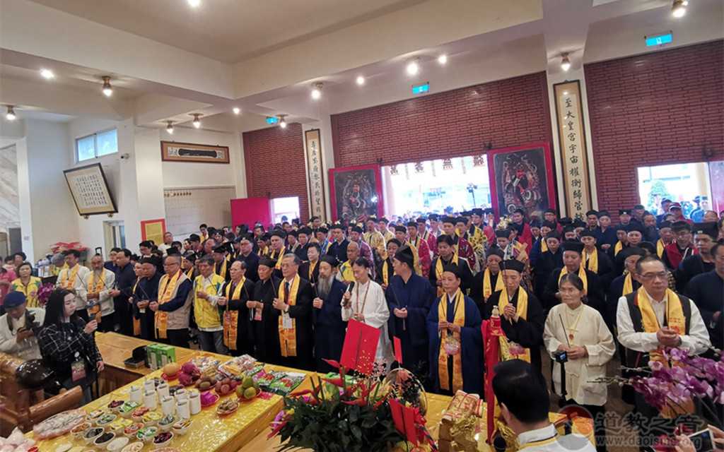 十山五岳六十宫观神尊巡台圣驾再临高雄市