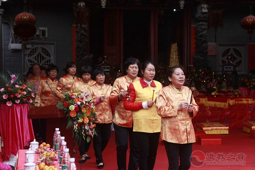 广东海丰圣云宫举行民俗文化活动