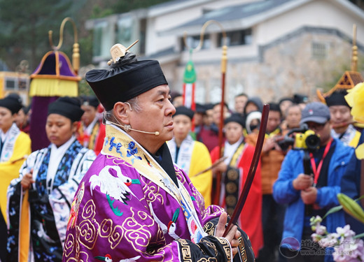 天台山桐柏宫方丈升座庆典暨浙江道教学院揭牌仪式隆重举行