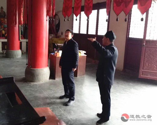 江苏省民委副主任周伟文一行视察润州道院