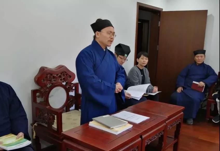 中国道教学院举行2016级硕士研究生毕业论文答辩