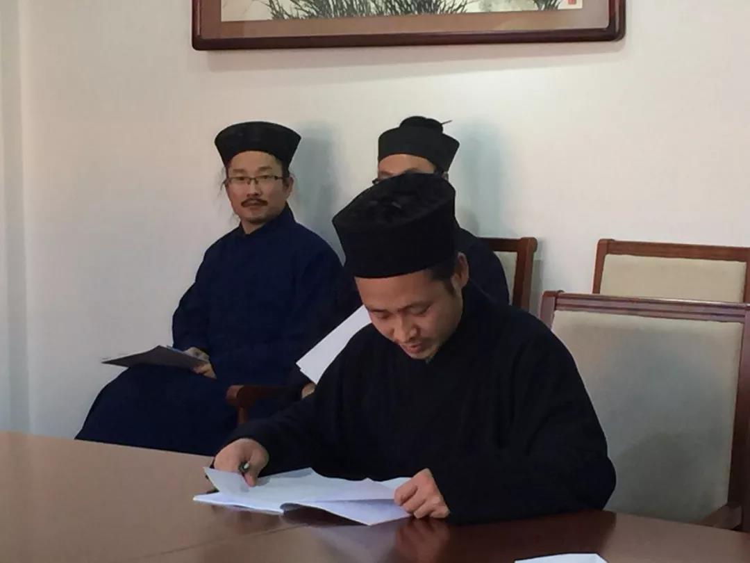 中国道教学院举行2016级硕士研究生毕业论文答辩