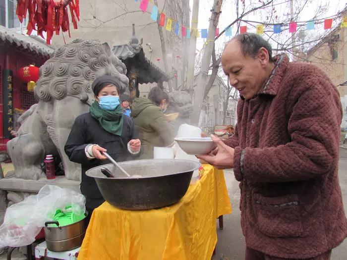 河南开封无梁庙举行腊八节活动
