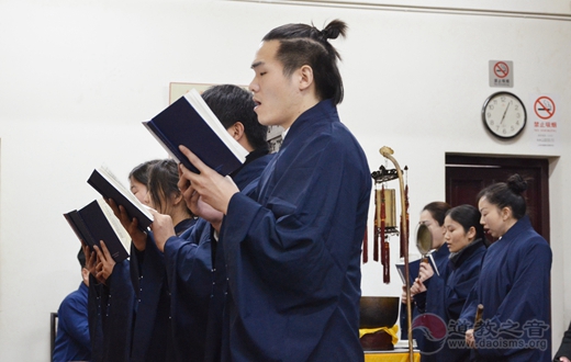 上海白云观第二期皈依弟子“诵经班”圆满结业