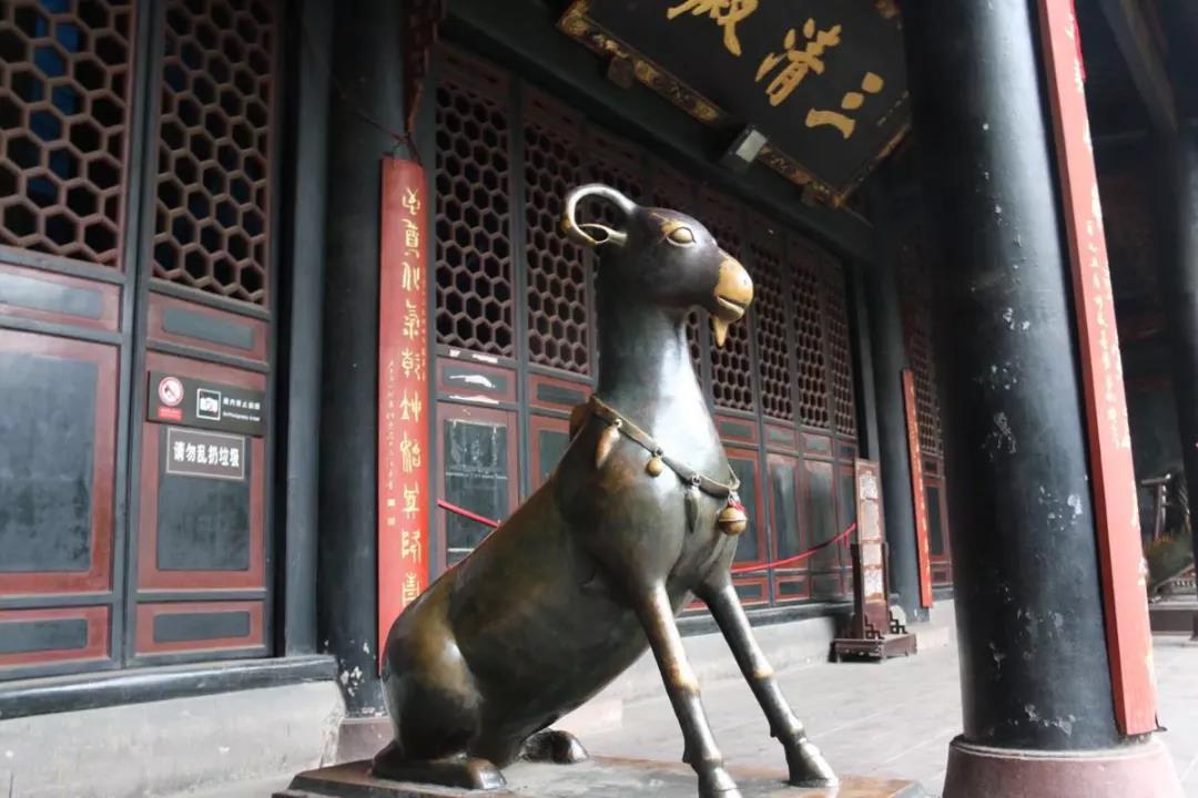 别再说没有宗教信仰，你的属相和道教关系密切