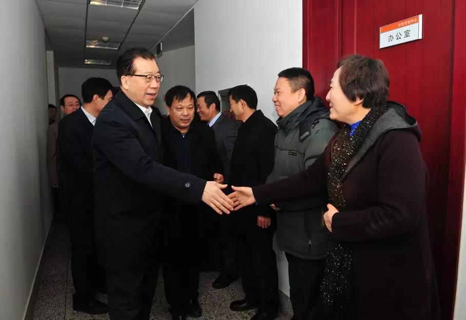 山东省委常委、统战部长张江汀走访全省性宗教团体