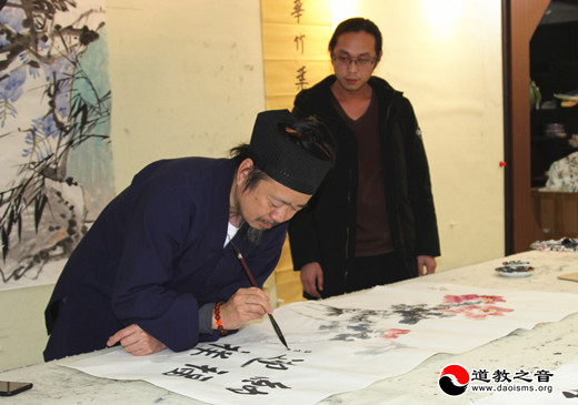 北京西城区举办道教代表人士庆祝建国七十周年书画笔会 