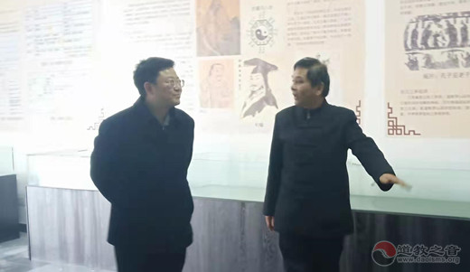 江苏省民宗委副主任周伟文视察方山洞玄观