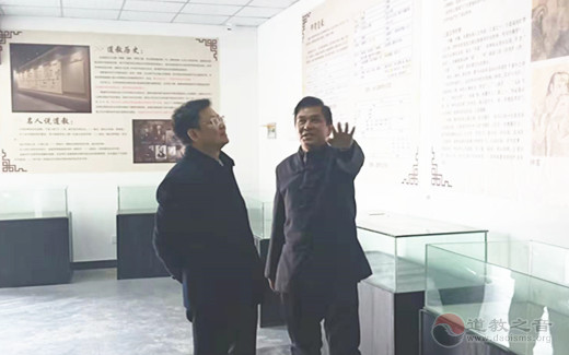 江苏省民宗委副主任周伟文视察方山洞玄观