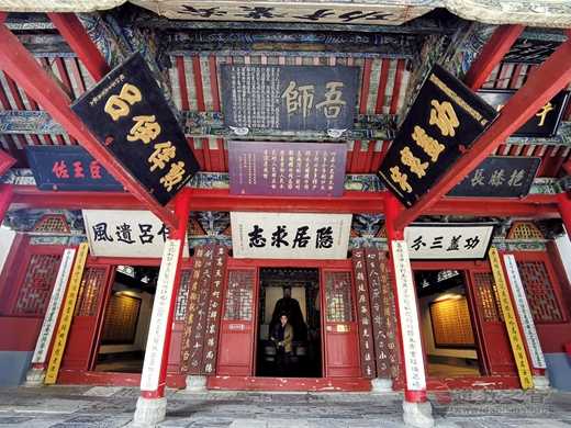 河南省南阳市卧龙岗武侯祠