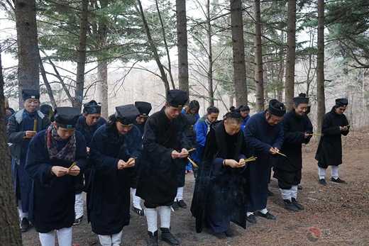 北武当玄帝观真武庙会精彩纷呈 千余人同祝圣寿