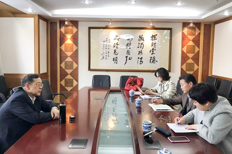 上海市民宗局副局长走访宗教领域专家学者