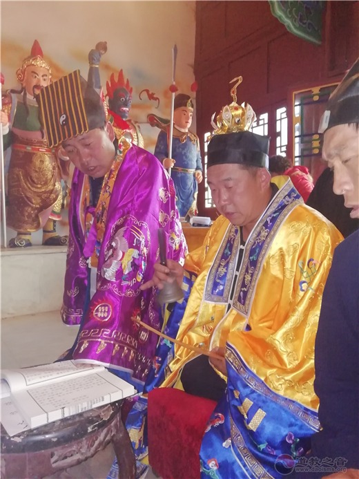 云南宣威道教界三月三于松鹤寺朝拜真武大帝