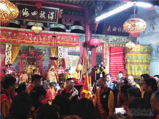 台湾妈祖信众到福建漳州上街天后宫进香交流