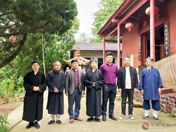 湖南省道教协会会长黄至安道长率队赴益旧调研  