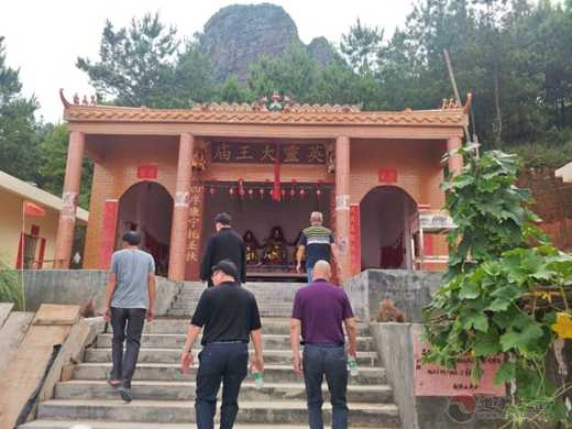 广西道教协会副会长陈应伟到平南县调研道教文化