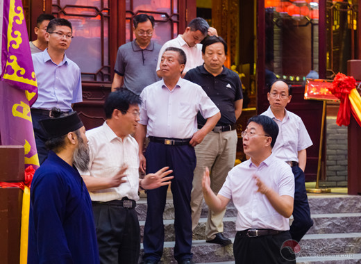 山东省民宗委副主任武林中调研日照龙神庙