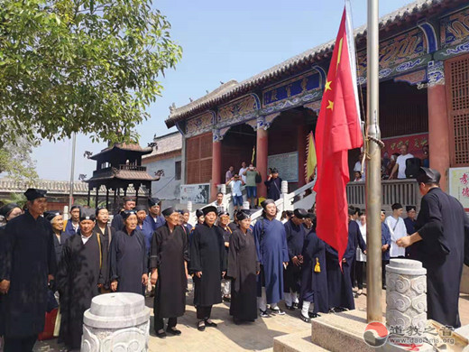 南阳市道协举行庆祝建国七十周年祈福法会暨全真派冠巾典礼