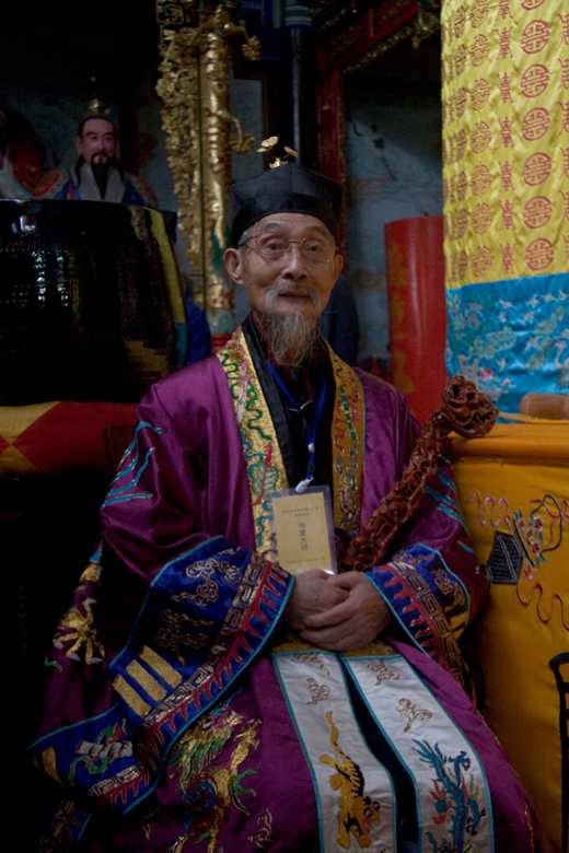 邱裕松老道长在天师府举行封笔仪式-道音文化