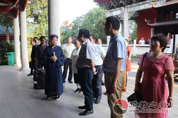 益阳市委统战部常务副部长秦本华率宗教界代表考察邵阳玉清宫-道音文化
