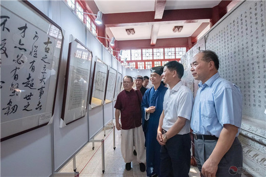 南昌市宗教文化交流协会举办庆祝新中国成立七十周年名家书画展