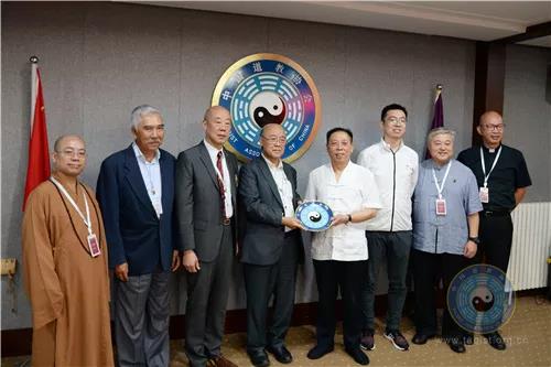 香港六宗教领袖座谈会北京交流团拜访中国道教协会-道音文化