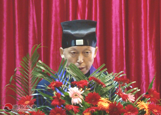 董崇文道长：“道”体现在人世间就是“德”-道音文化