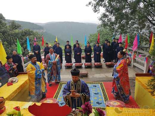 济南市道教协会组织全体道众赴大峰山开展爱国主义教育系列活动-道音文化