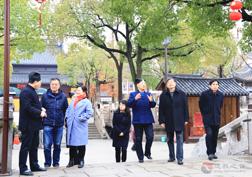 江苏省委统战部副巡视员王耀强一行视察苏州玄妙观-道音文化