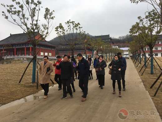 上海华爱基金会一行参访南京方山洞玄观-道音文化