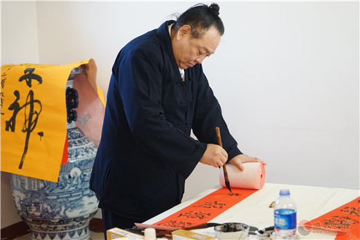 河北省秦皇岛市抚宁区天马山玄真观举行腊八节施粥送春联公益活动-道音文化