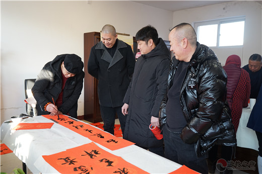 河北省秦皇岛市抚宁区天马山玄真观举行腊八节施粥送春联公益活动-道音文化
