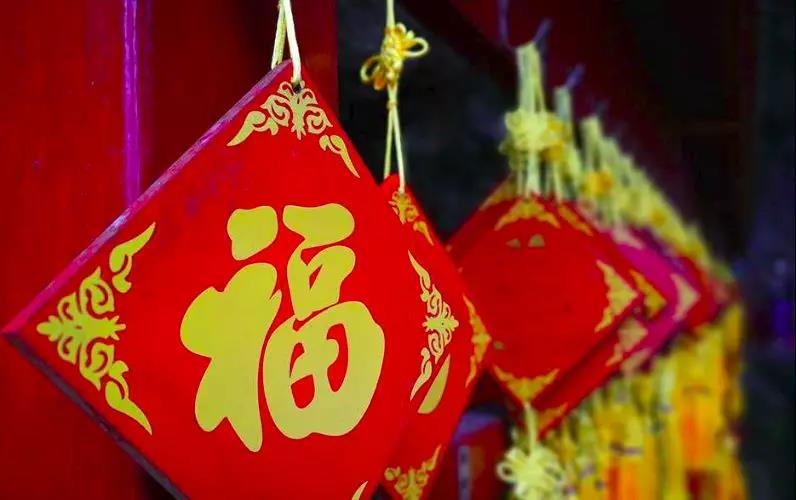 举头三尺有神明，意在教会你做人的道理
