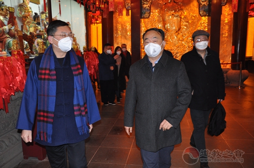 上海市委统战部领导除夕夜到上海城隍庙实地检查暂停对外开放后的应对情况-道音文化