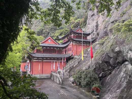 全国各地道教宫观深切悼念新冠肺炎疫情牺牲烈士和逝世同胞-道音文化